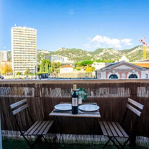  Appartement Escapade En Amoureux T2 Luxueux, Avec Balnéo, 60m Gare - Hypercentre - La Porte Bleue 4